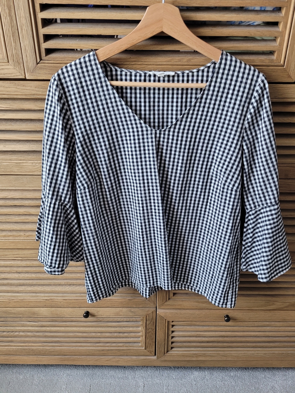 Women's Black and White Gingham V-Neck Bell Sleeve Top - Jane And Delancey